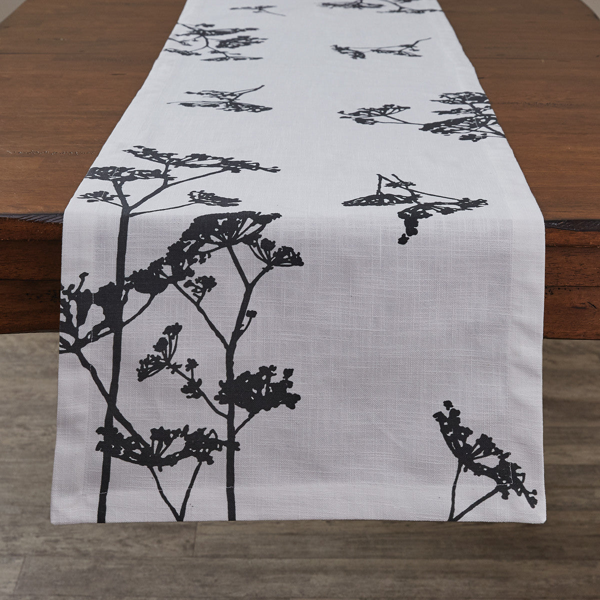 Queens Anne's Lace 15X72 Runner