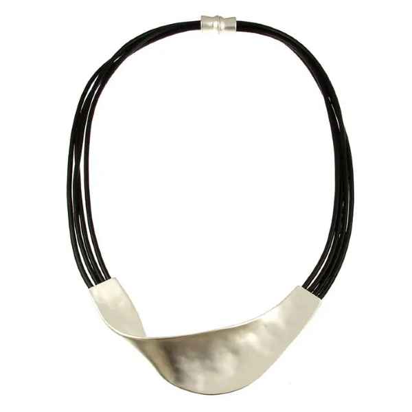 SILVER/BLAK TWIST MAGNETIC NECKLACE