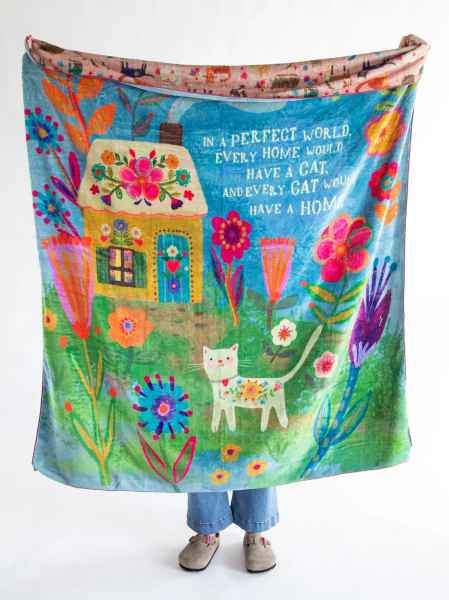Perfect World Cat Cozy Blanket