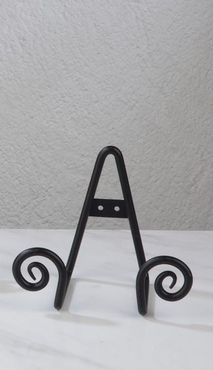 Small Metal Scroll Easel