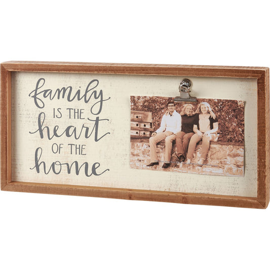 FAMILY IS HEART OF HOME FRAME