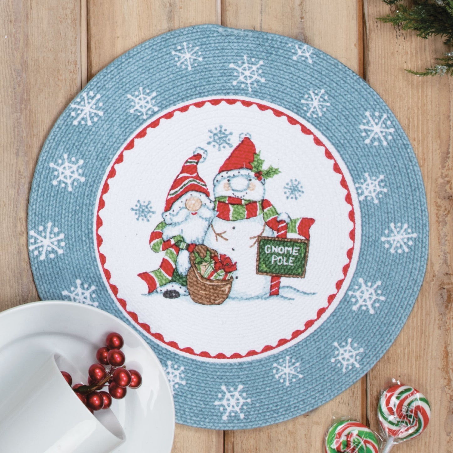 CHRISTMAS GNOMES BRAIDED PLACEMAT