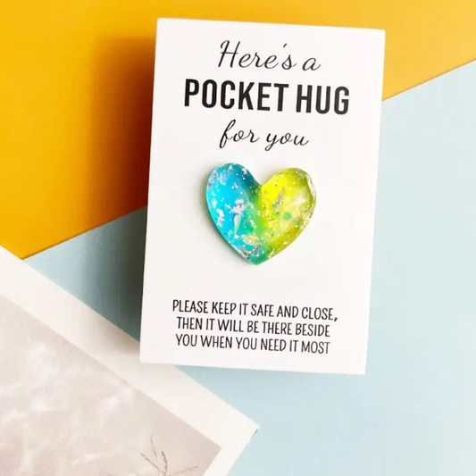 GREEN HEART POCKET HUG