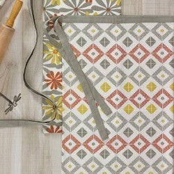 WARM DIAMONDS HALF APRON