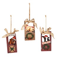 FARM ANIMAL BARN DOOR ORNAMENT