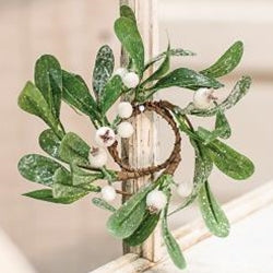 1.5" Dreamy Mistletoe Ring